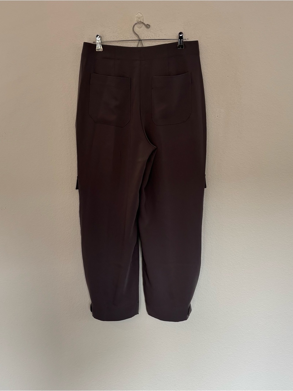 Club Monaco Curved Seam Cargo Pant - Picture 5 of 8